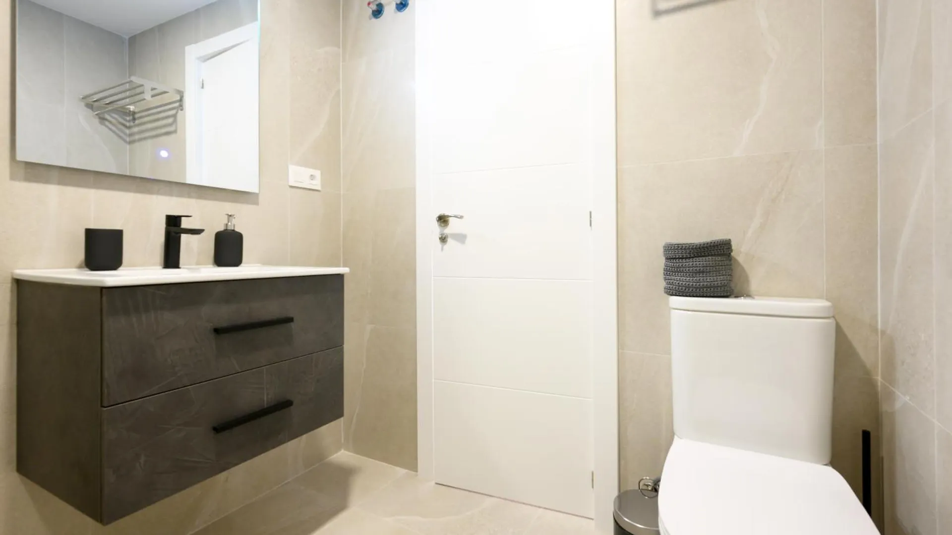 Luxury Oceanfront 3 Bedrooms & 2 Bath By 10Tosea Fuengirola Apartment